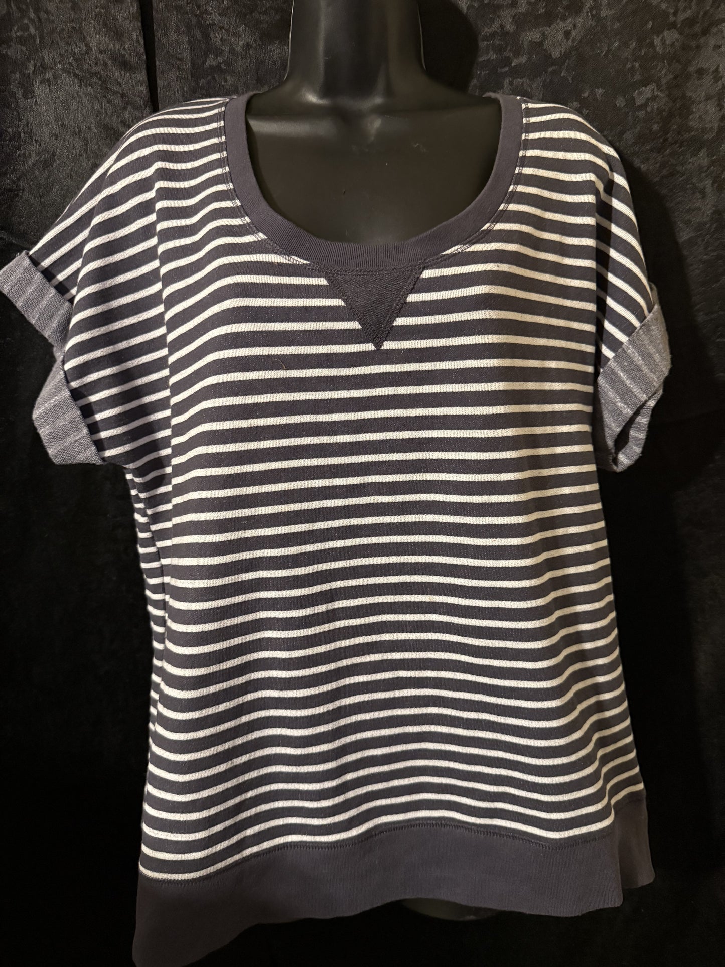 Women gray/white blouse size large