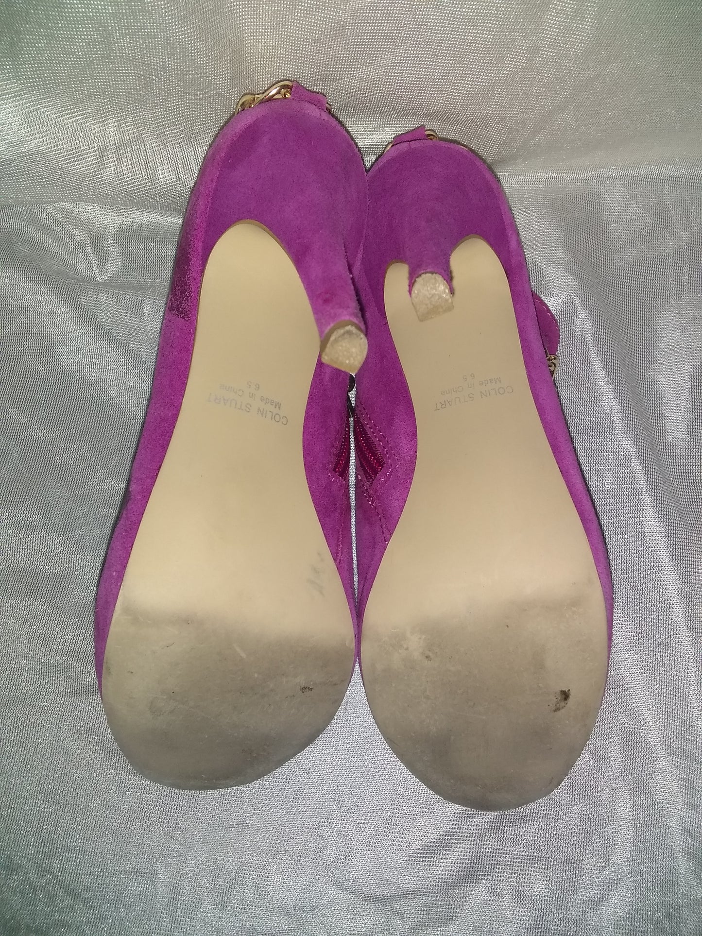 Women Fuschia Booties 6.5/Thrift store