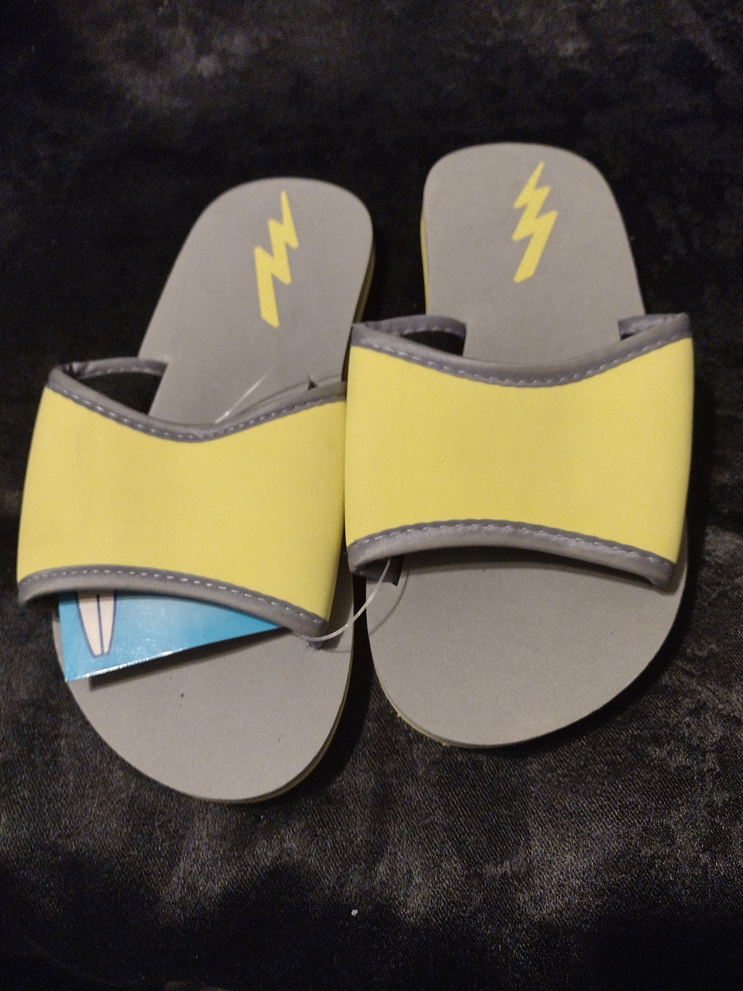 Little Boys yellow/gray sandals