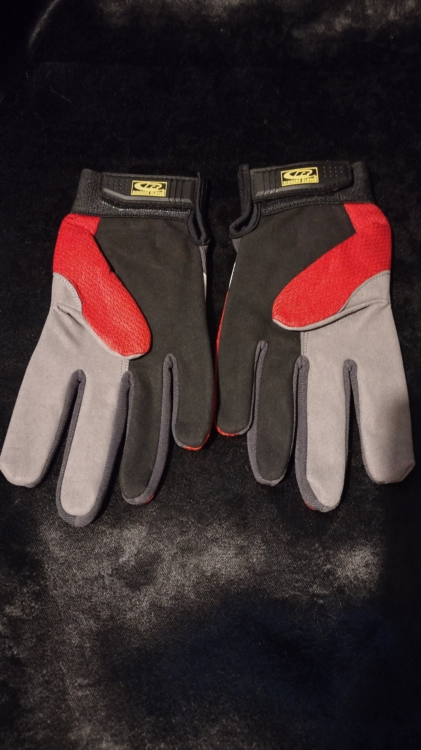 All purpose Gloves size small