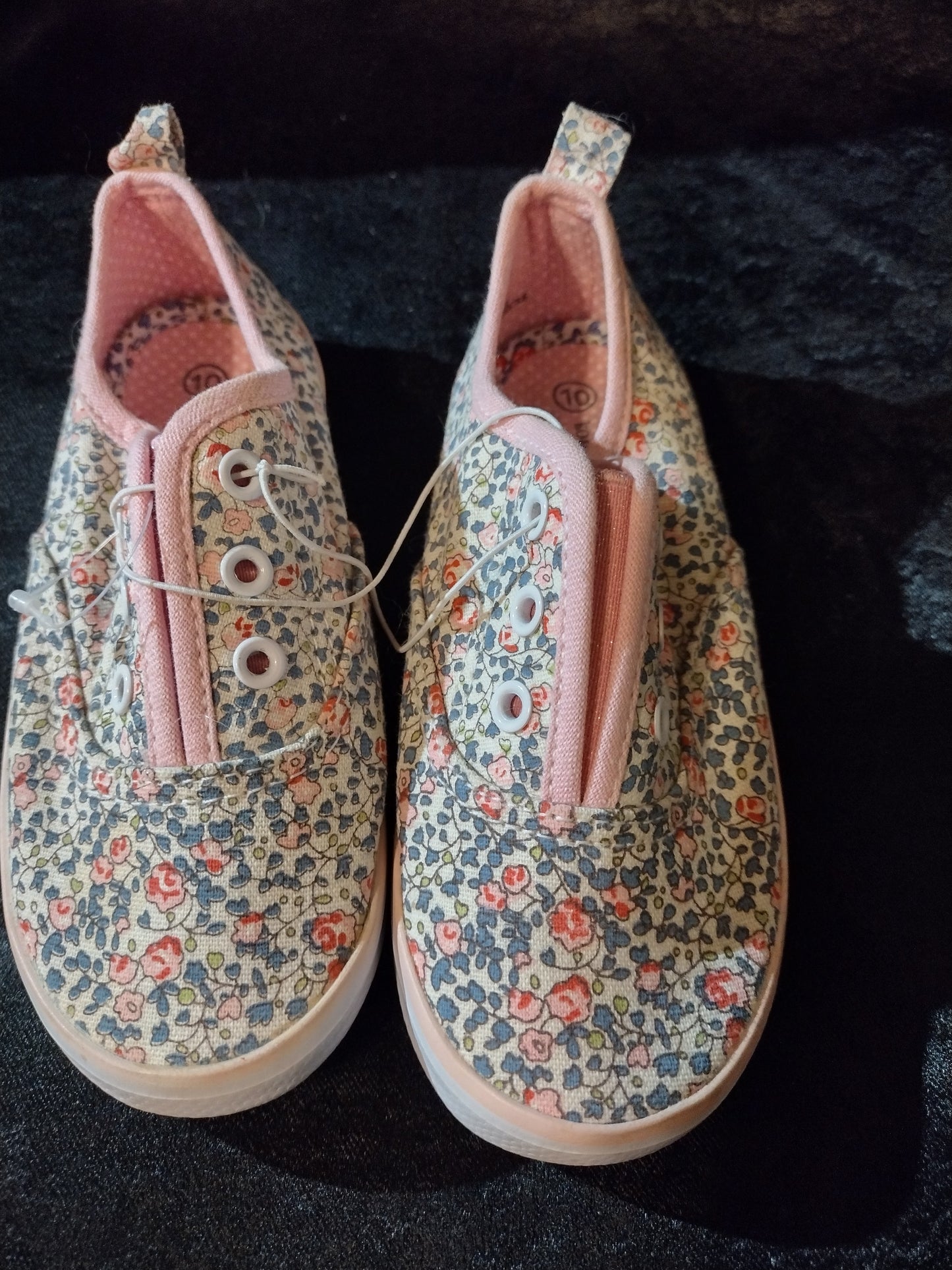 Toddler girl Koalakids shoes size 10