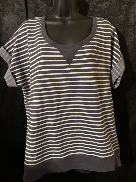 Women gray/white blouse size large