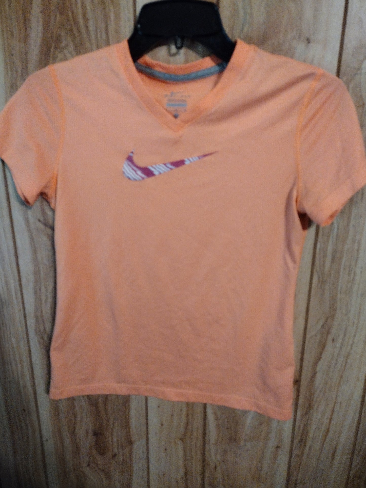 Little girl orange Nike shirt size large