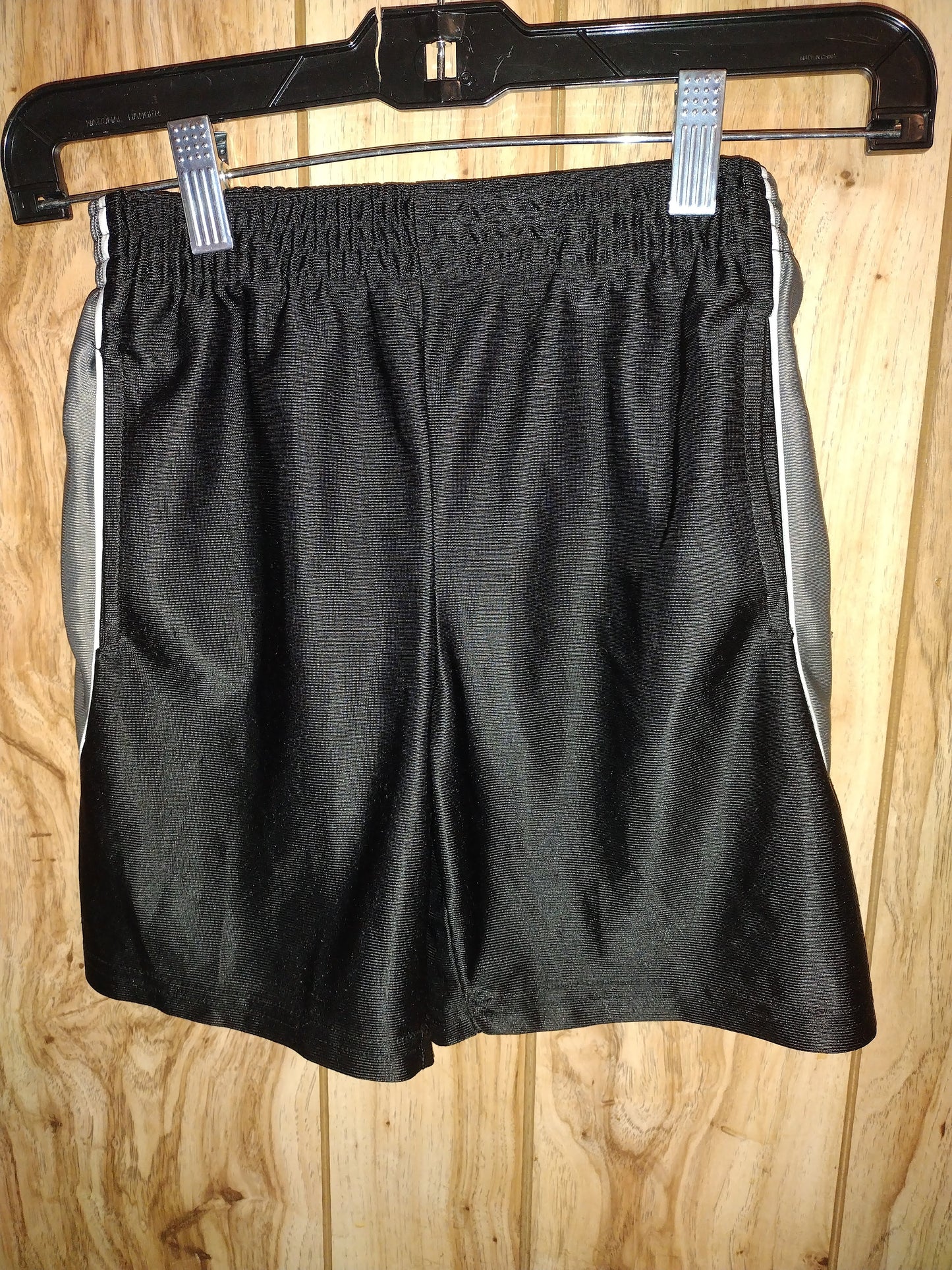 Boys black athletic shorts size 5/6