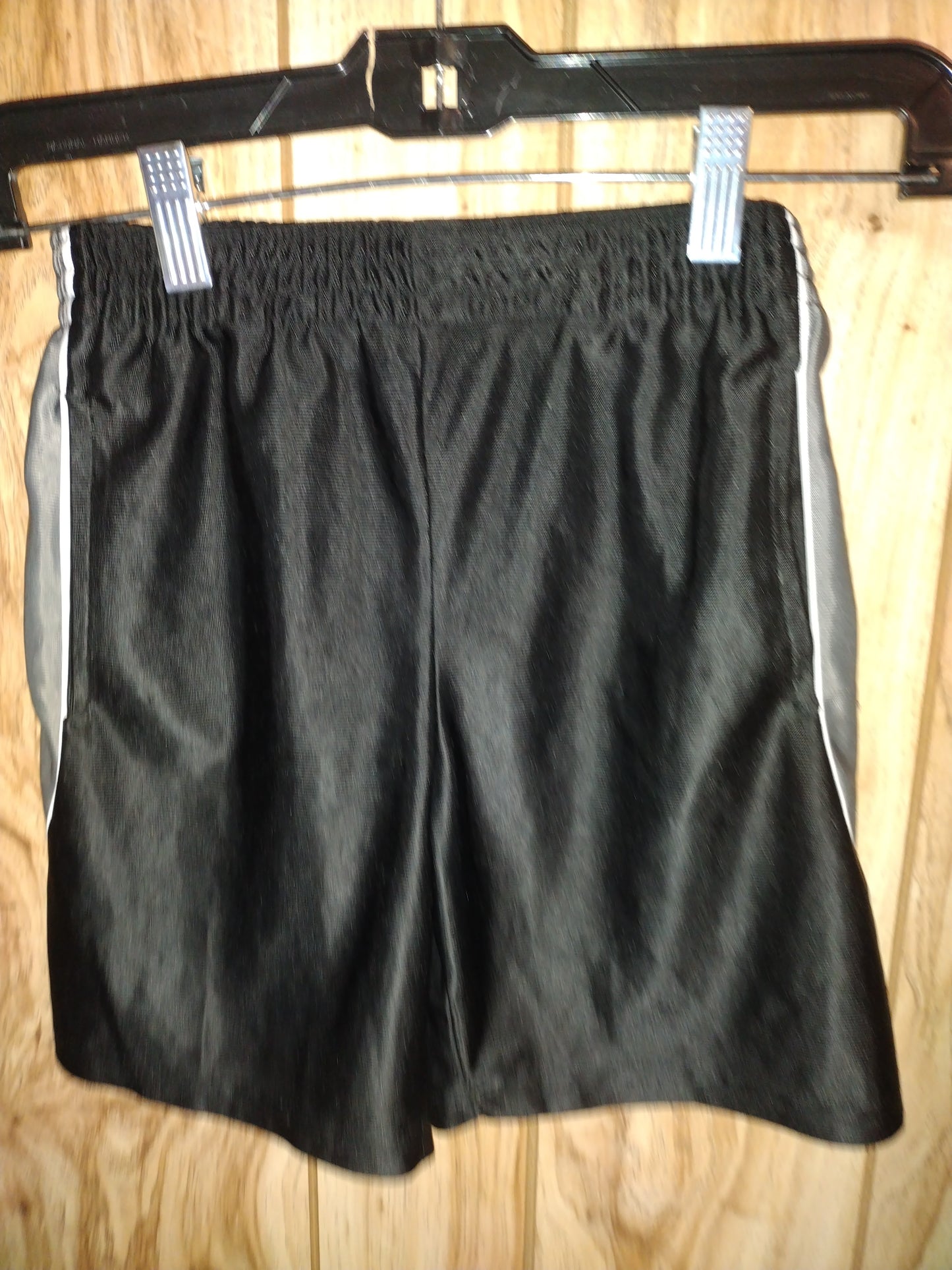 Boys black athletic shorts size 5/6