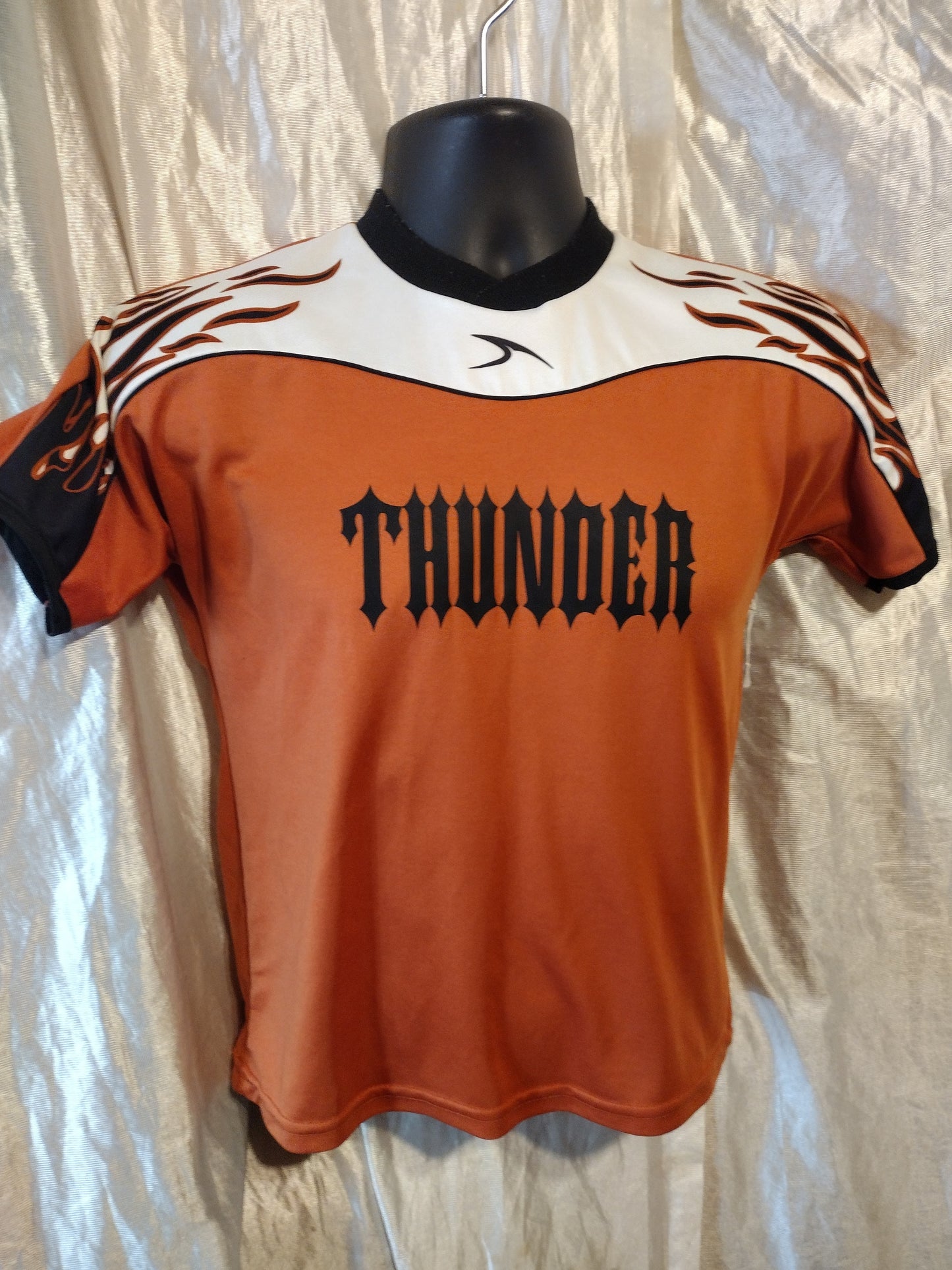 Boys Thunder Jersey shirt size youth medium