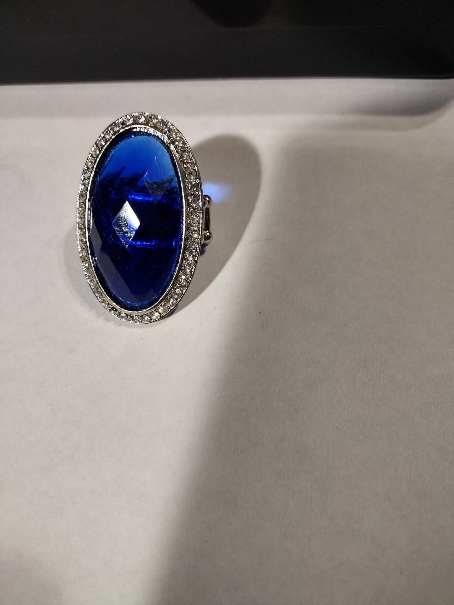 Women's blue stretch ring