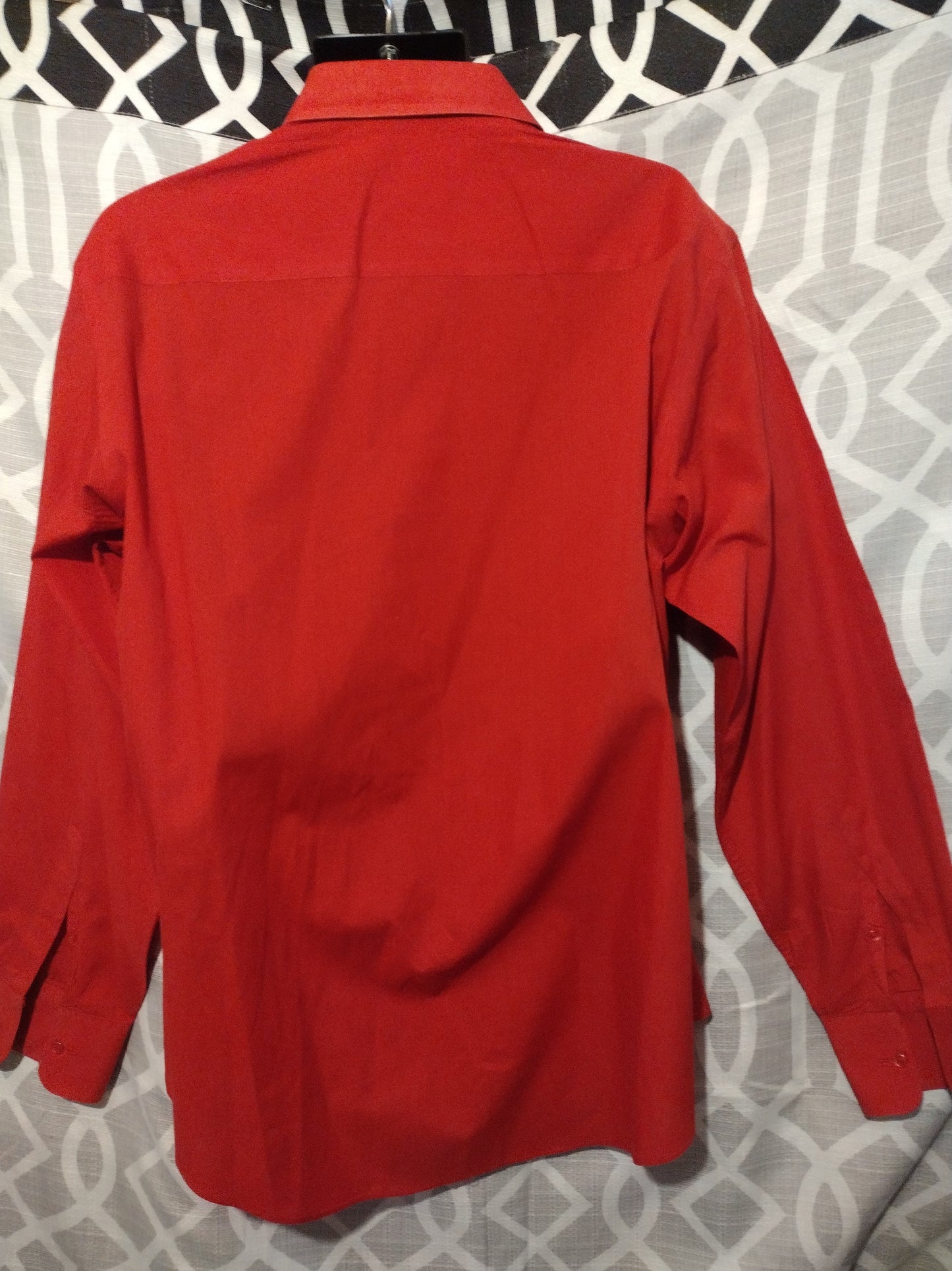 Men long sleeve red shirt size large