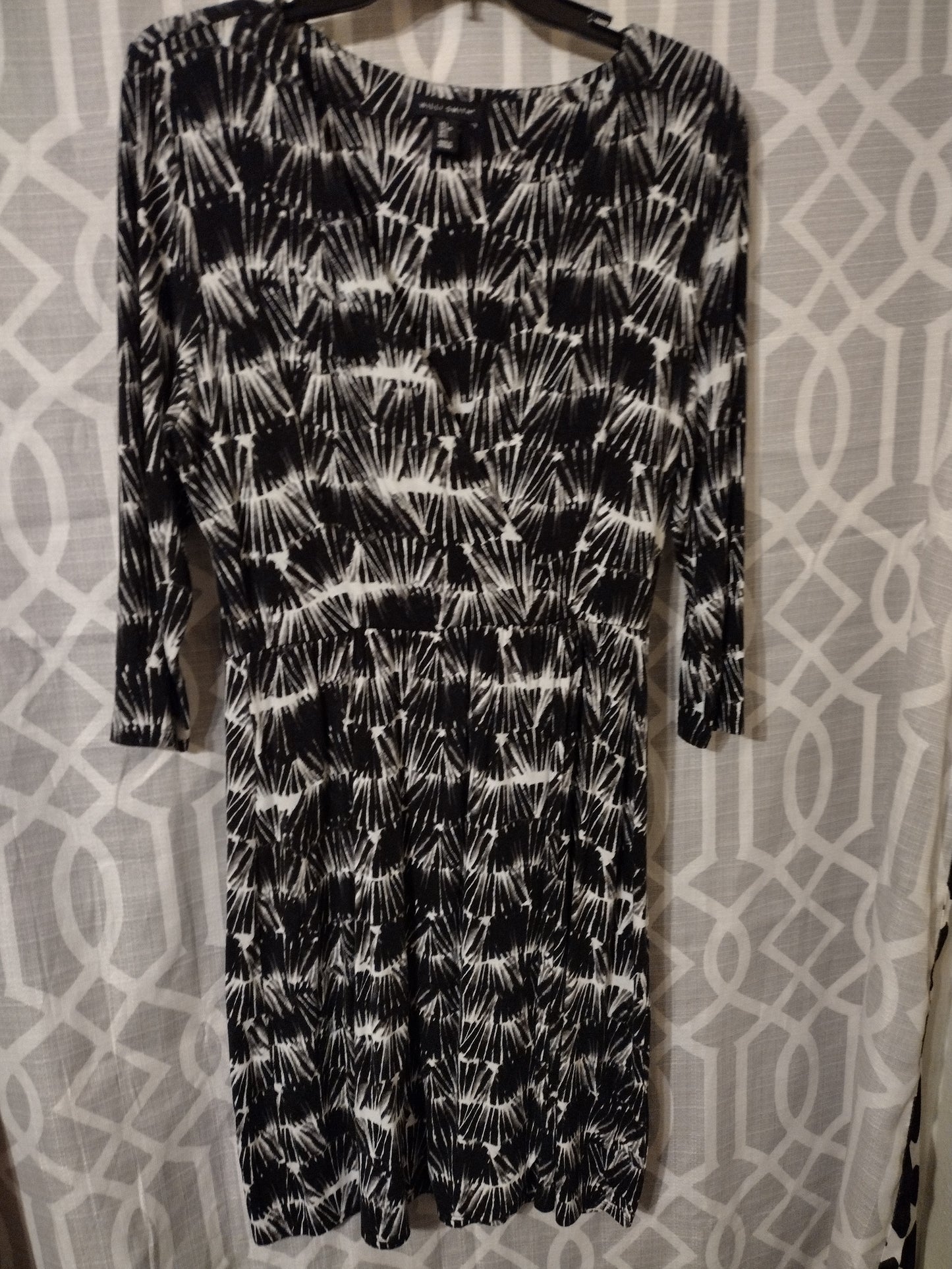 Women's wrap dress size large