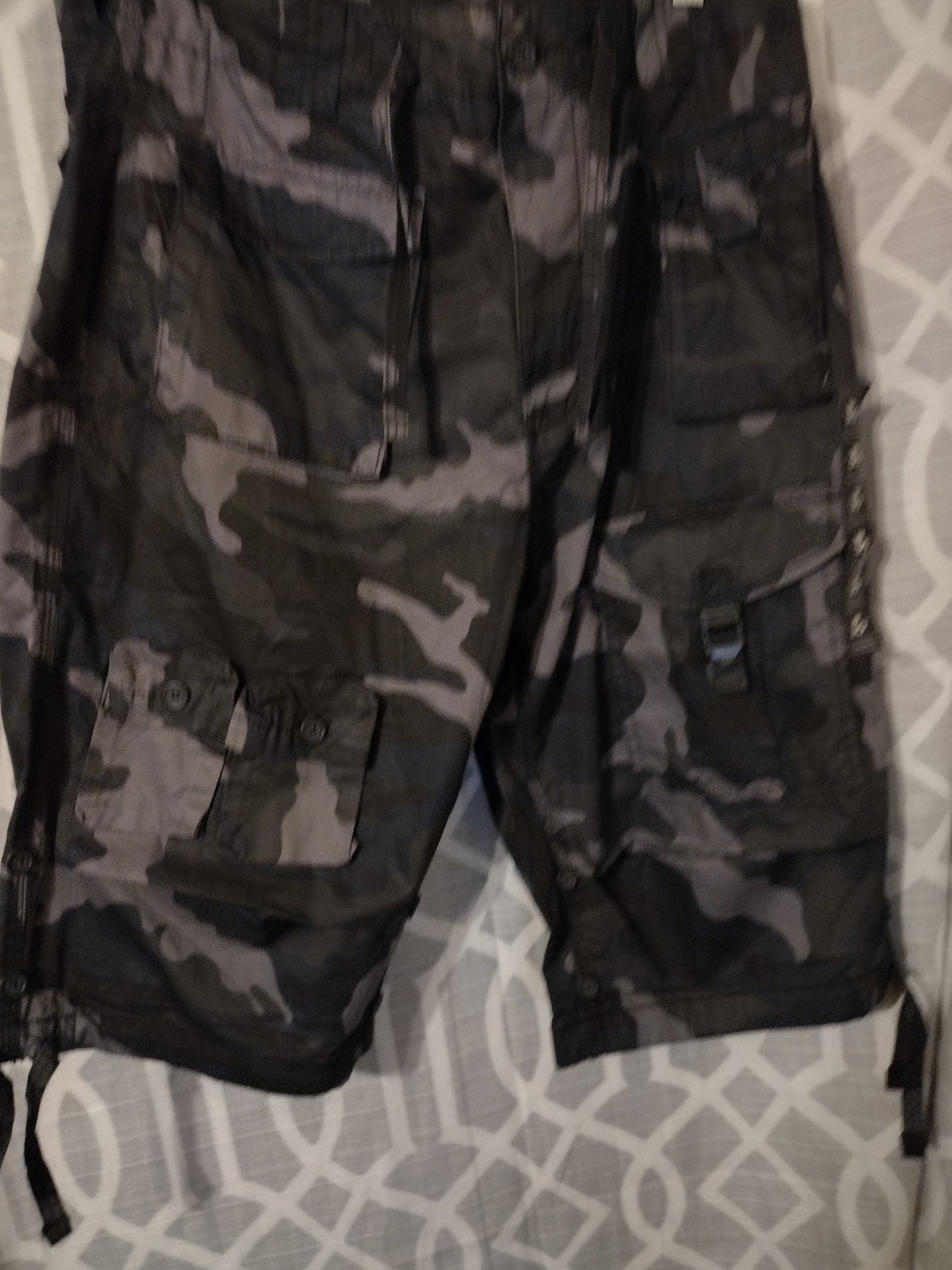 Men's Camo shorts size 30