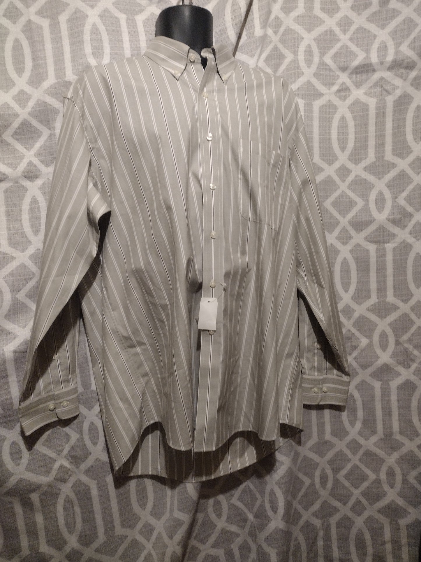 Men long sleeve shirt size large