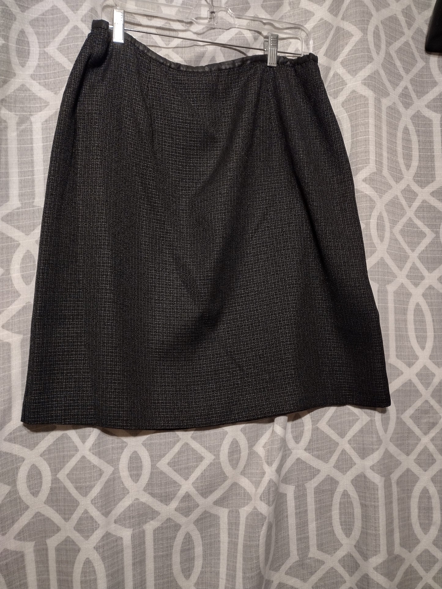 Women's misses skirt size 16