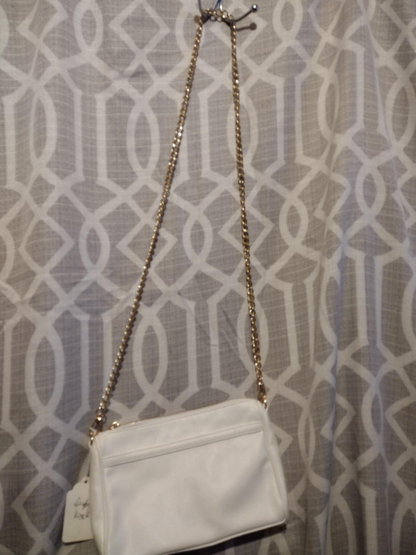 Women's white shoulder handbag