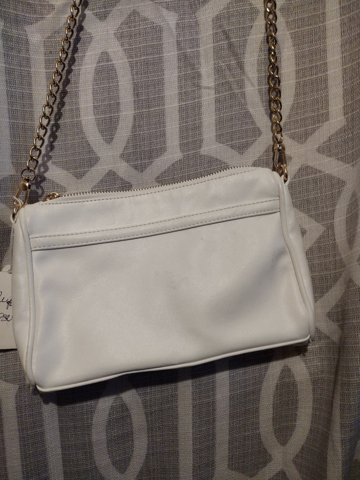 Women's white shoulder handbag