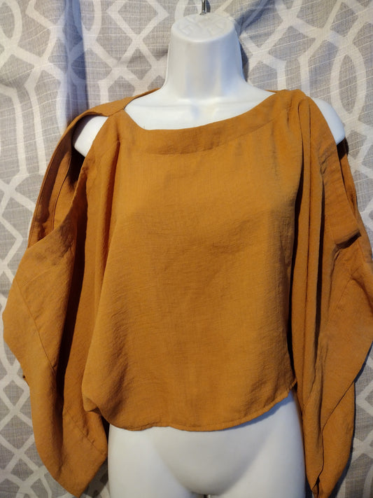 Women's crop blouse size small