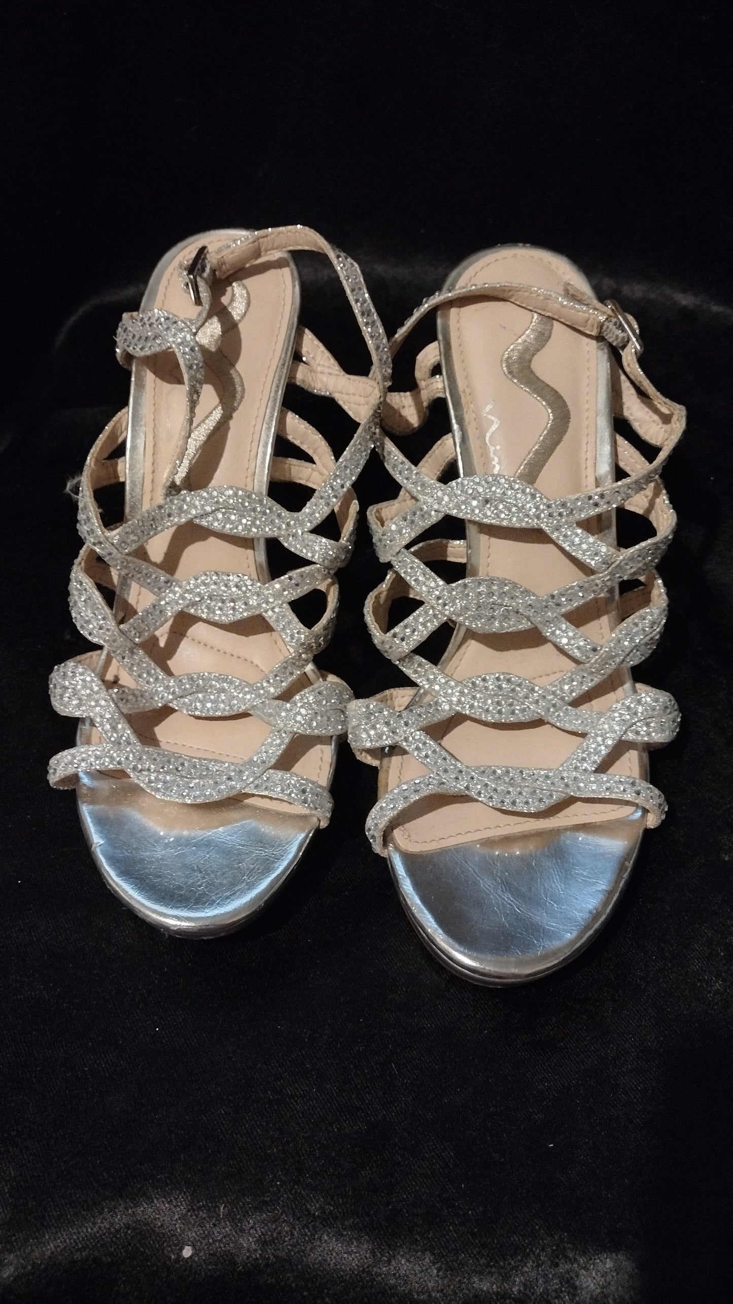 Women Silver heels shoes size 8.5M