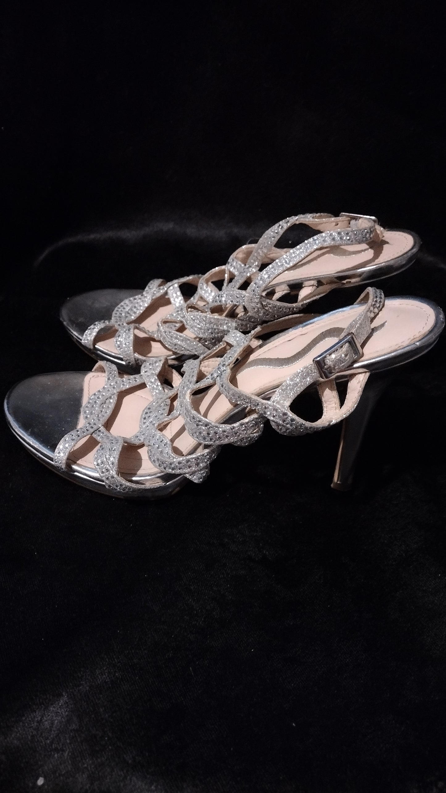 Women Silver heels shoes size 8.5M