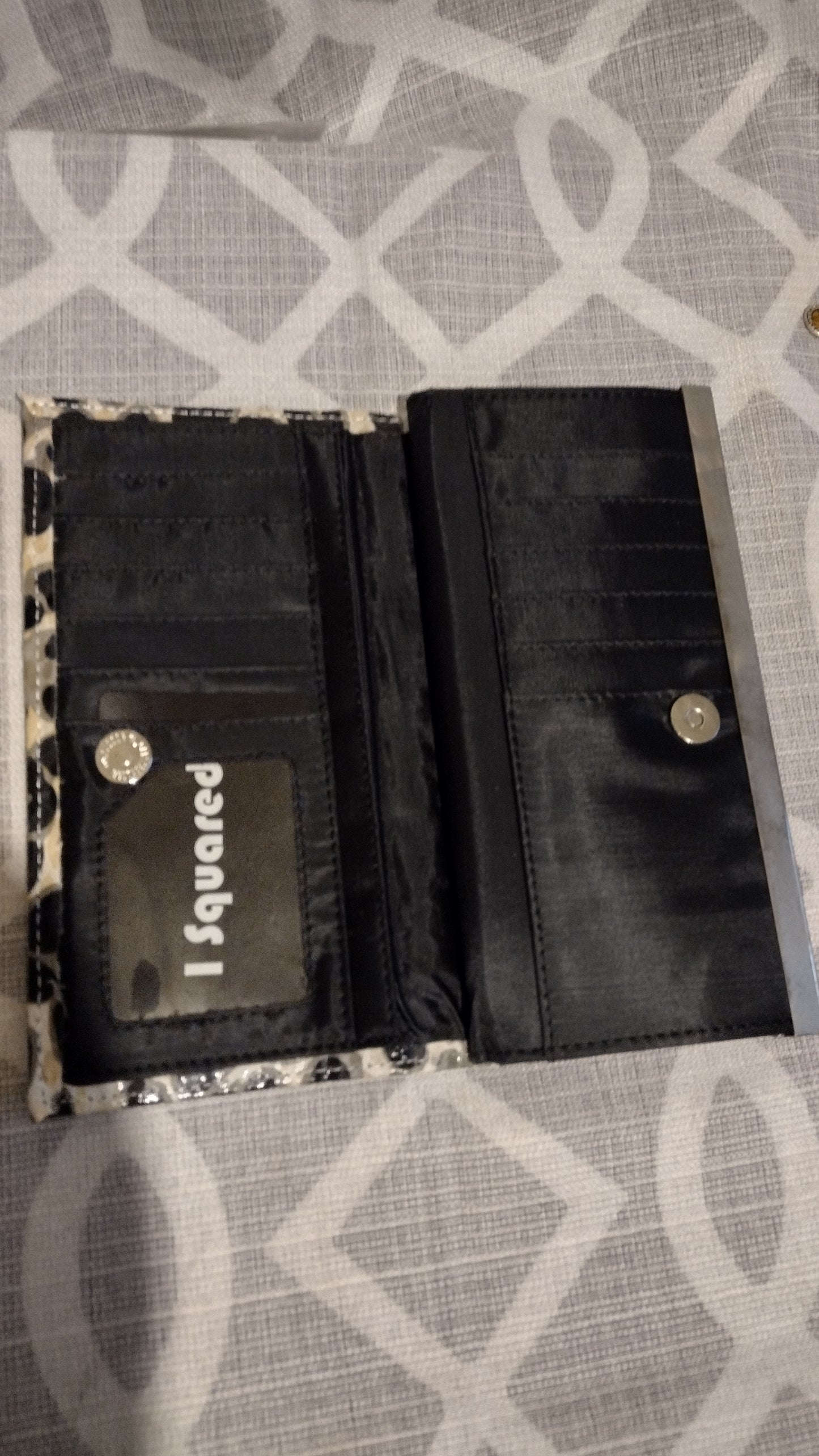 Women's beige/black leopard wallet