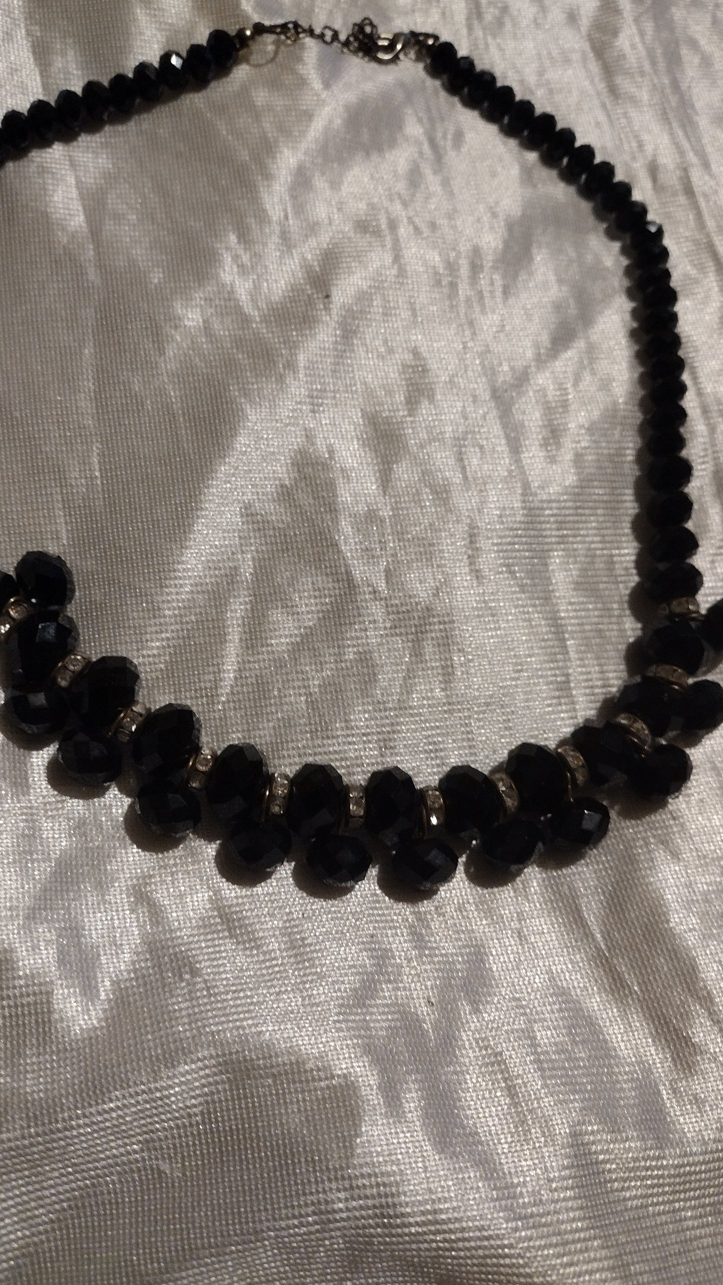 Women's black necklace