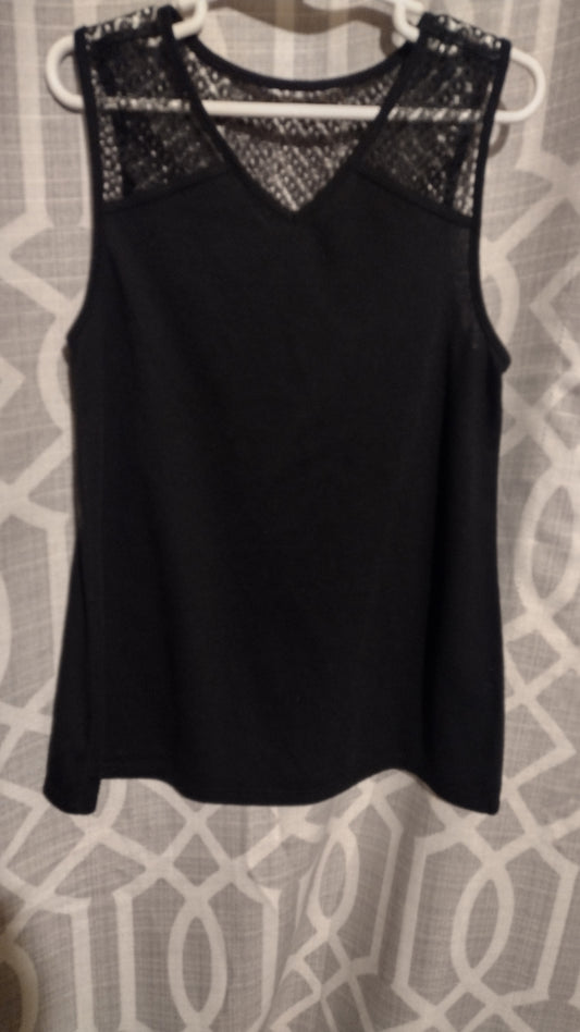 Little girl black tank shirt size 7