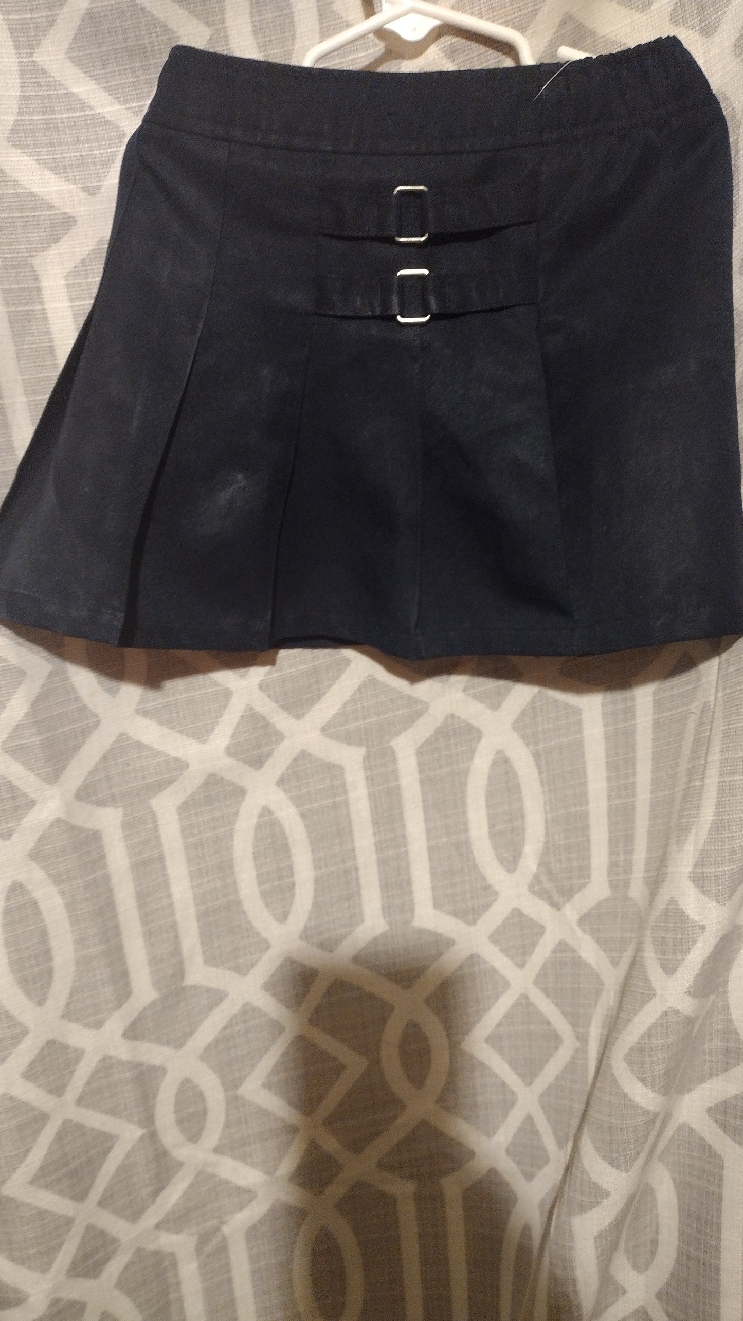 Girls navy skort size 5 or 10