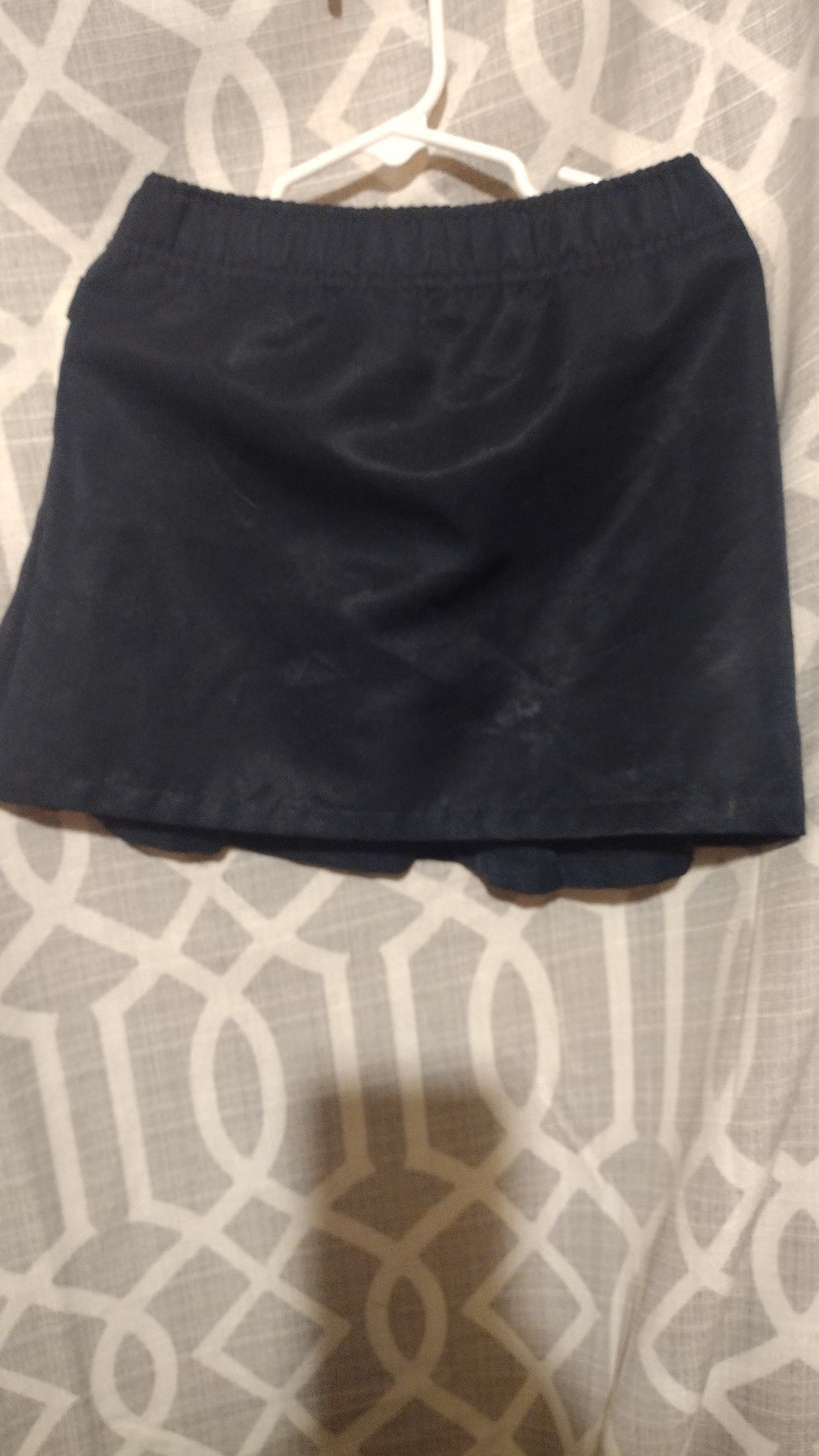 Girls navy skort size 5 or 10