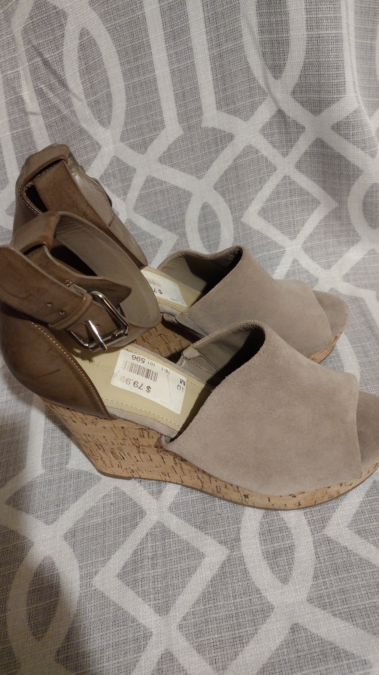 Women's open toe wedge heel shoes size 10