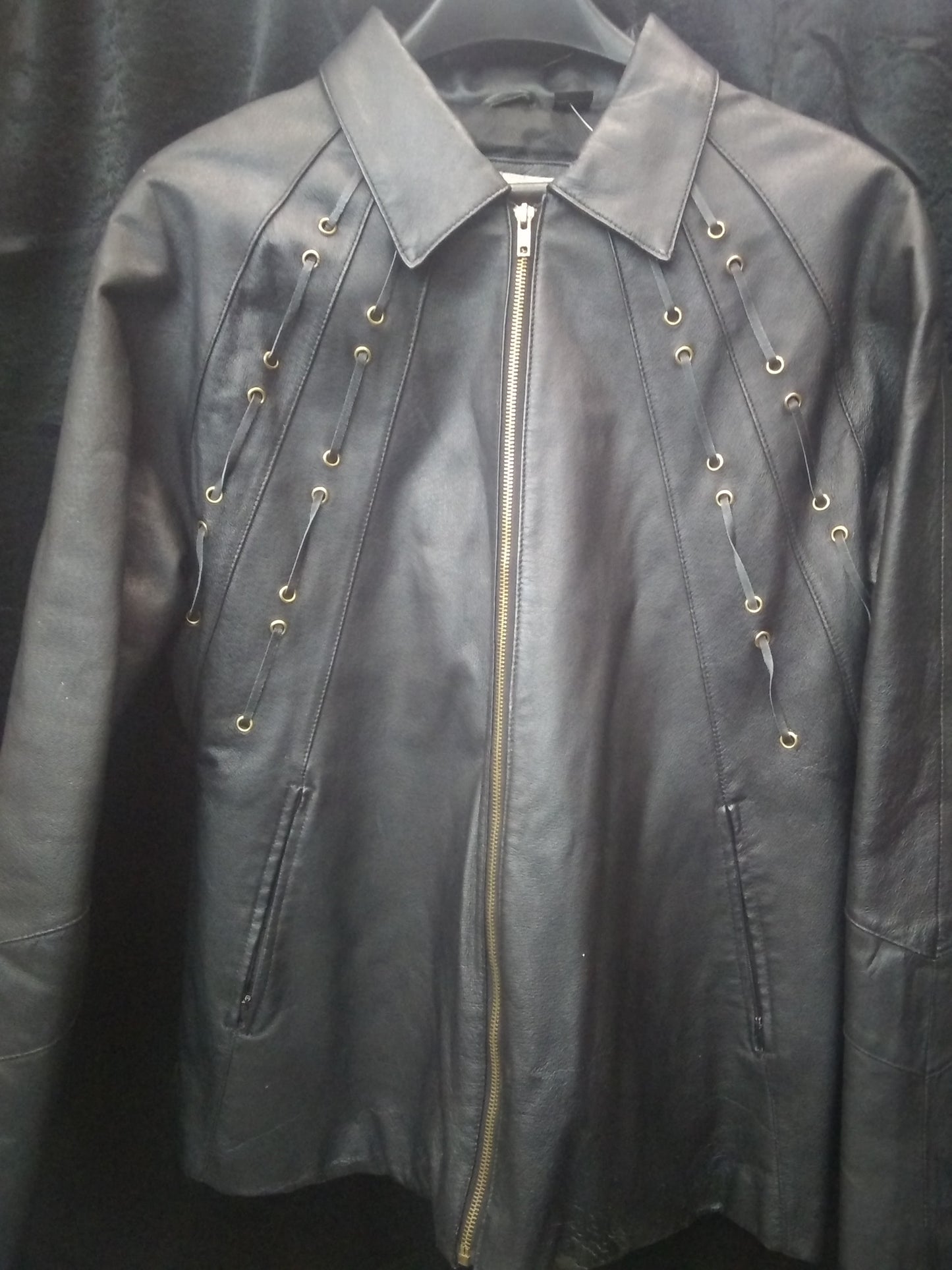 Women's leather jacket medium