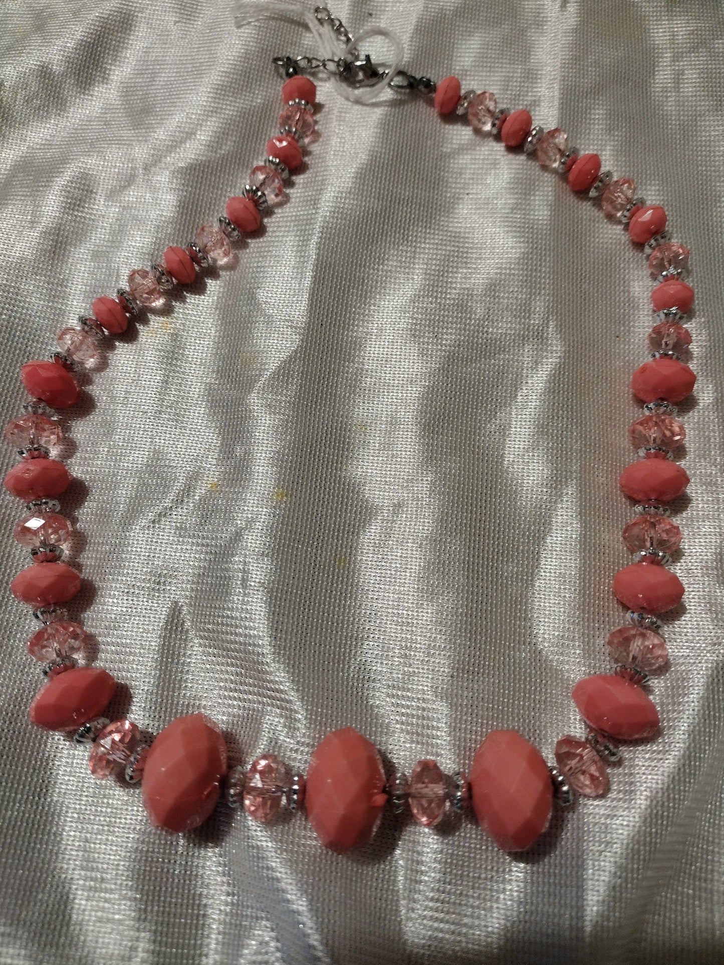 Women pink necklace