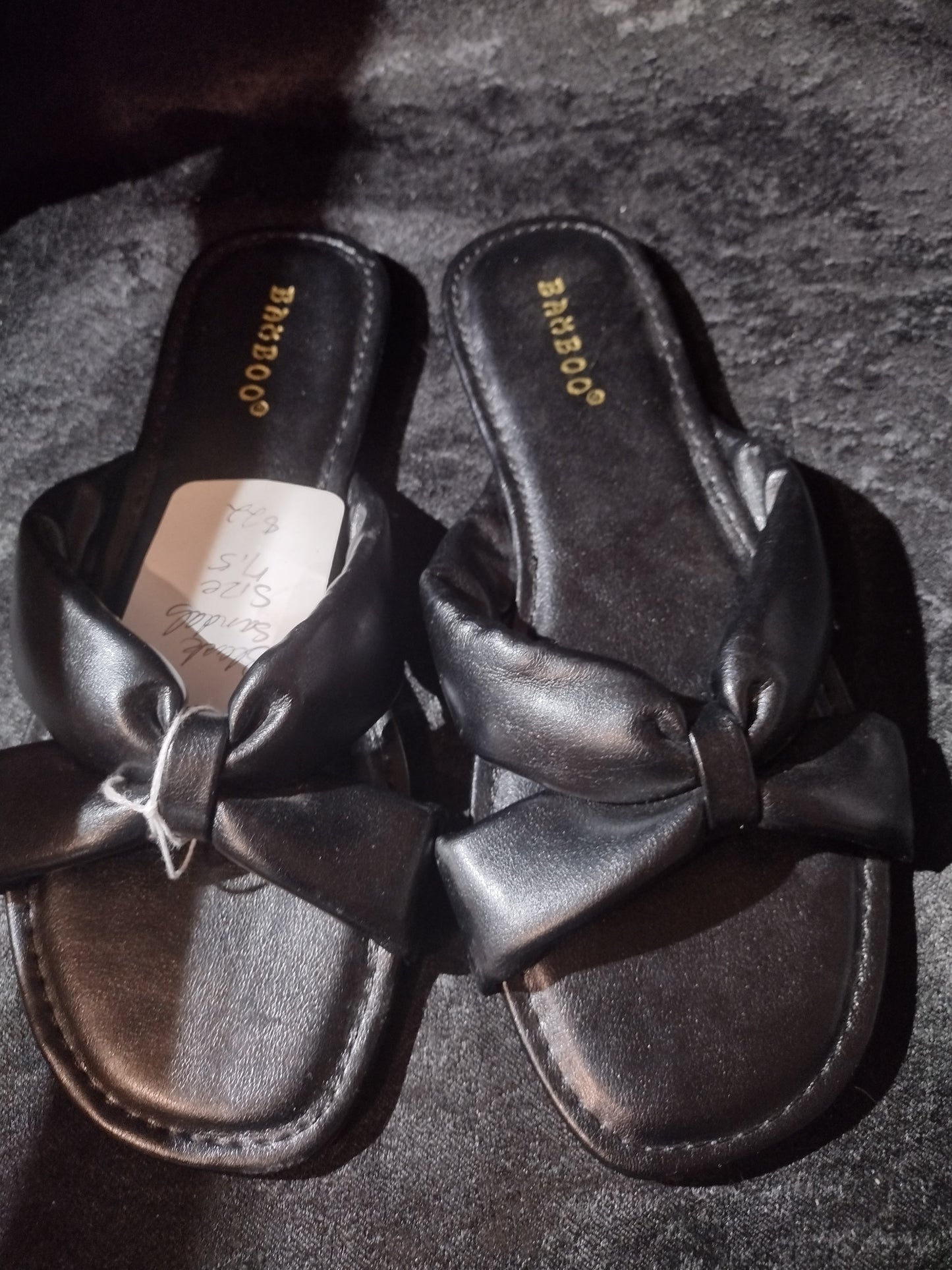 Women slide on sandals shoes size 7.5