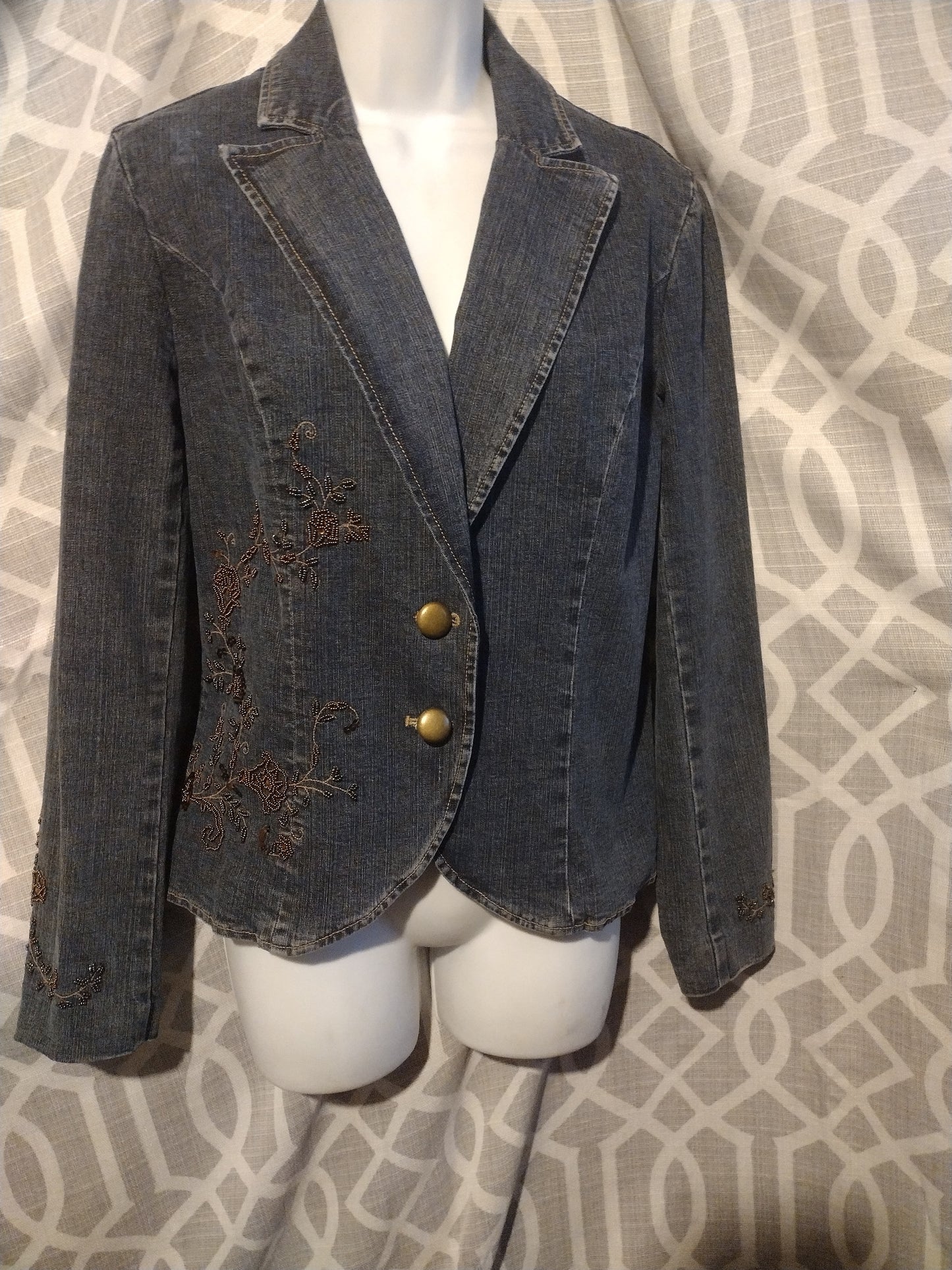 Women denim Jacket size 6