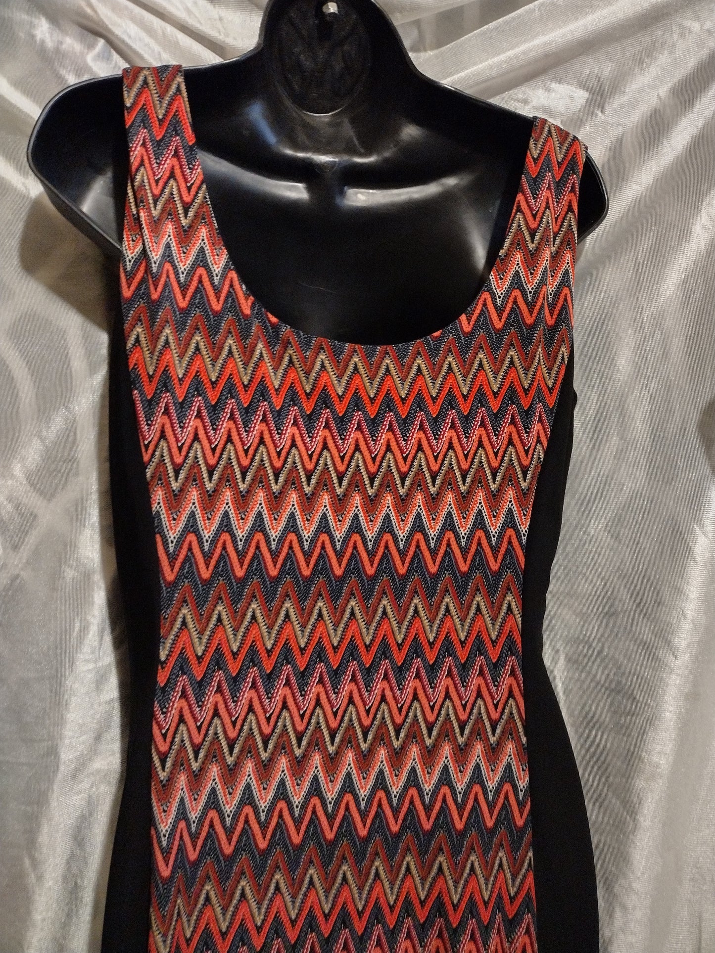 Women multi color tank dress size 10