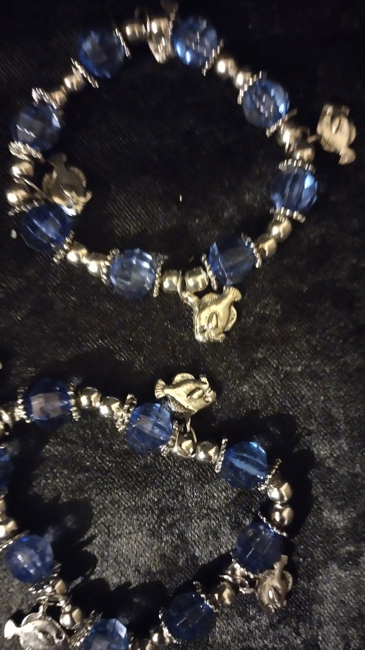Women blue and silver stretch bracelet