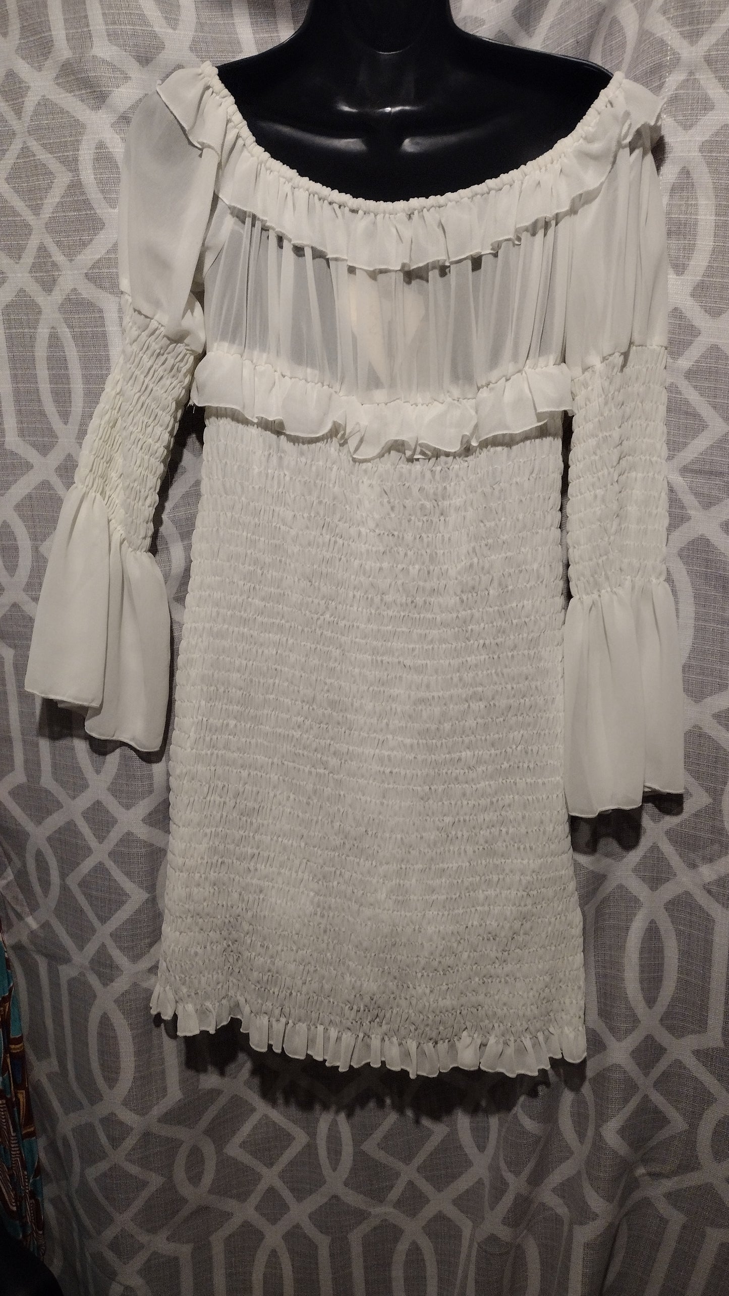 Women white dress size 12