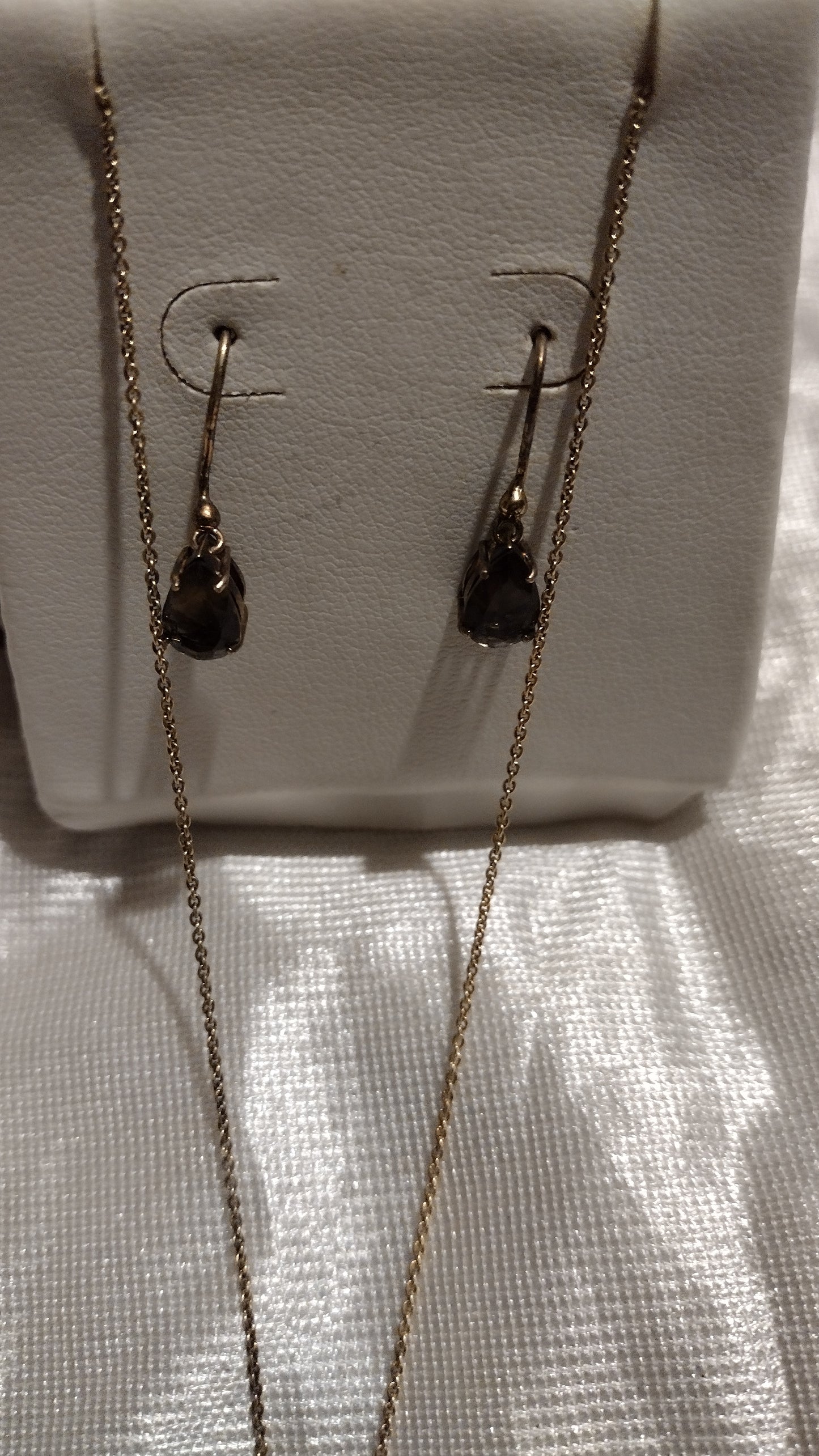Women brown stone earring and necklace set