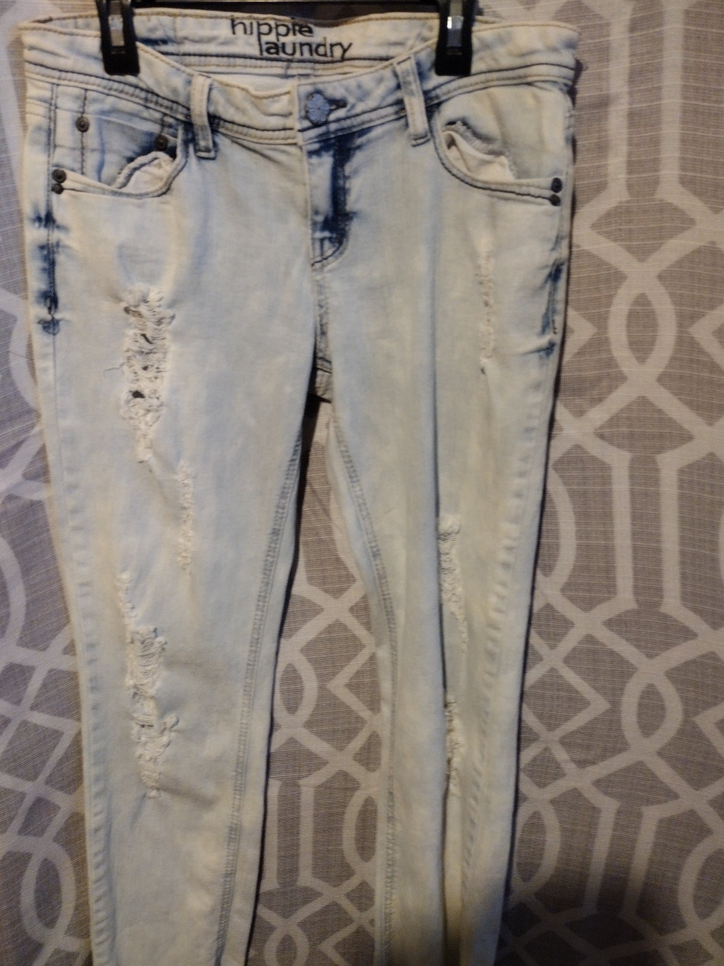 Women's distressed jeans jr size 9