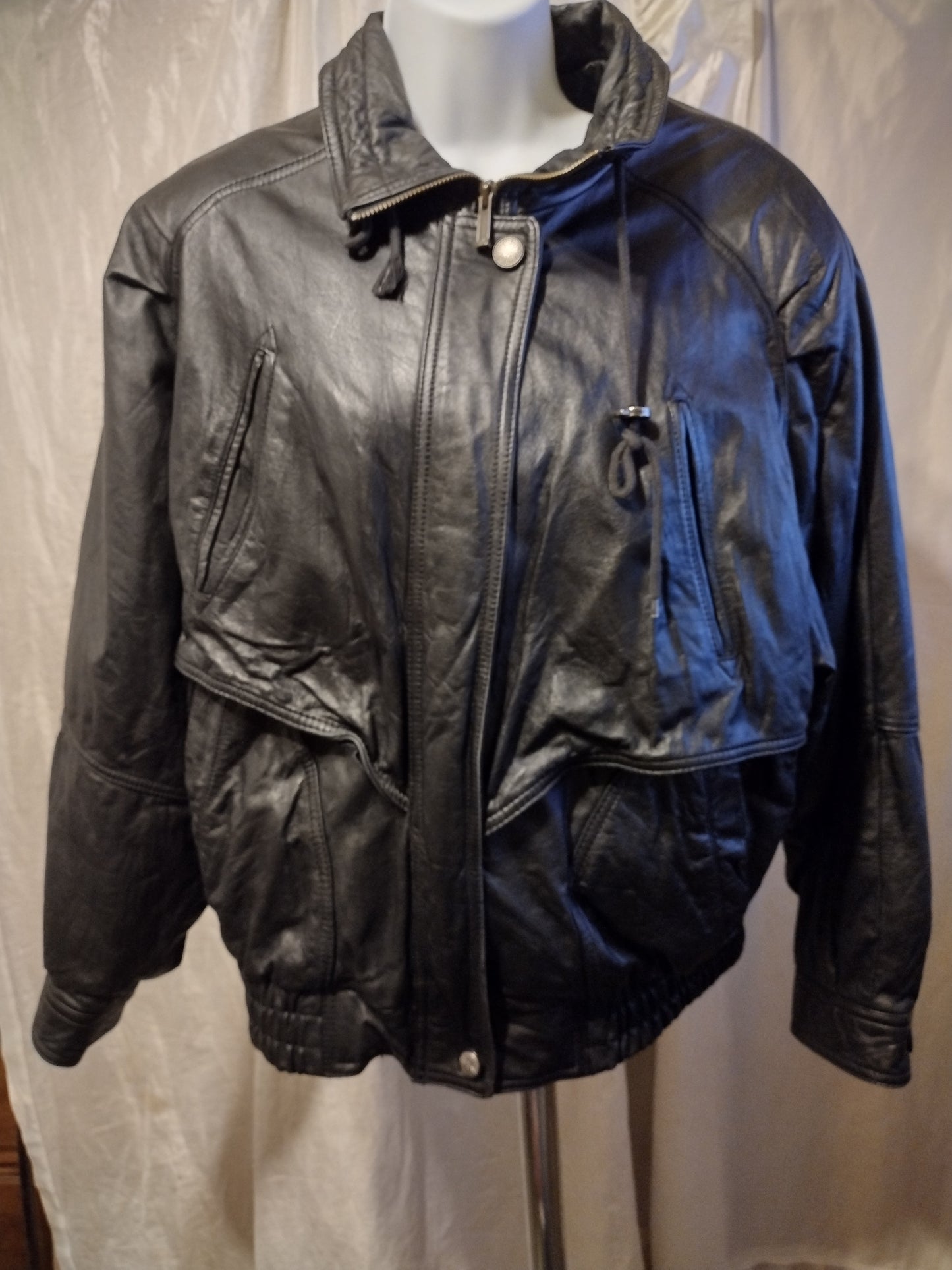 Women's leather jacket medium