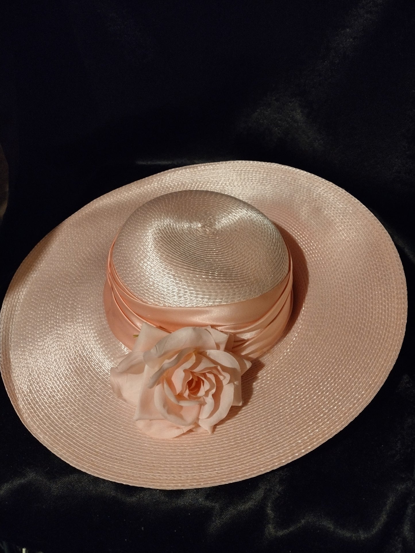 Women pink sun hat