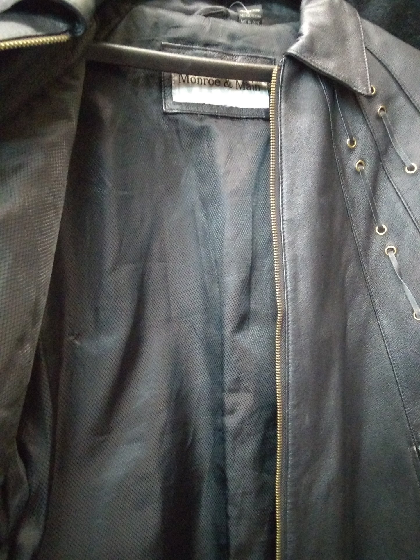 Women's leather jacket medium