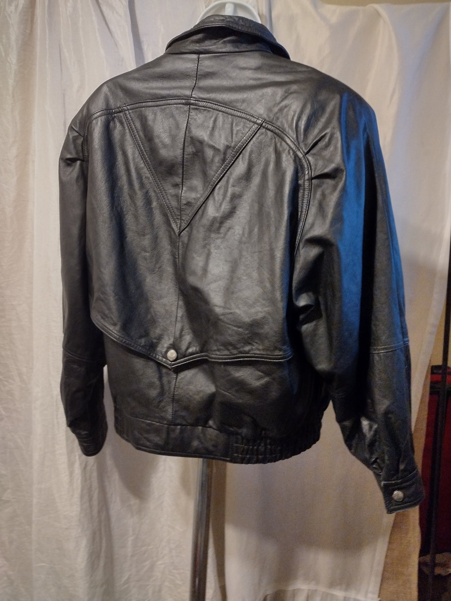 Women's leather jacket medium